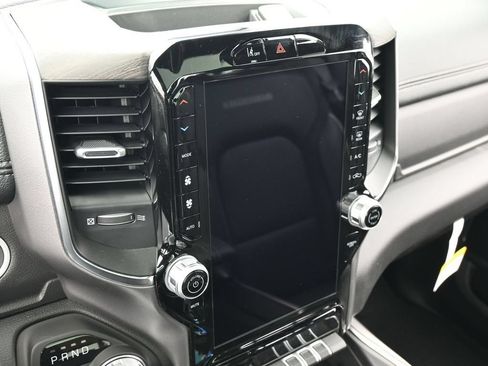Used 2026 RAM 1500 Laramie w/ Night Edition AWD/4WD image 17