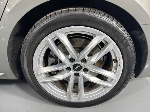 Used 2023 Audi A4 2.0T Premium Plus w/ Premium Plus Package AWD/4WD image 3