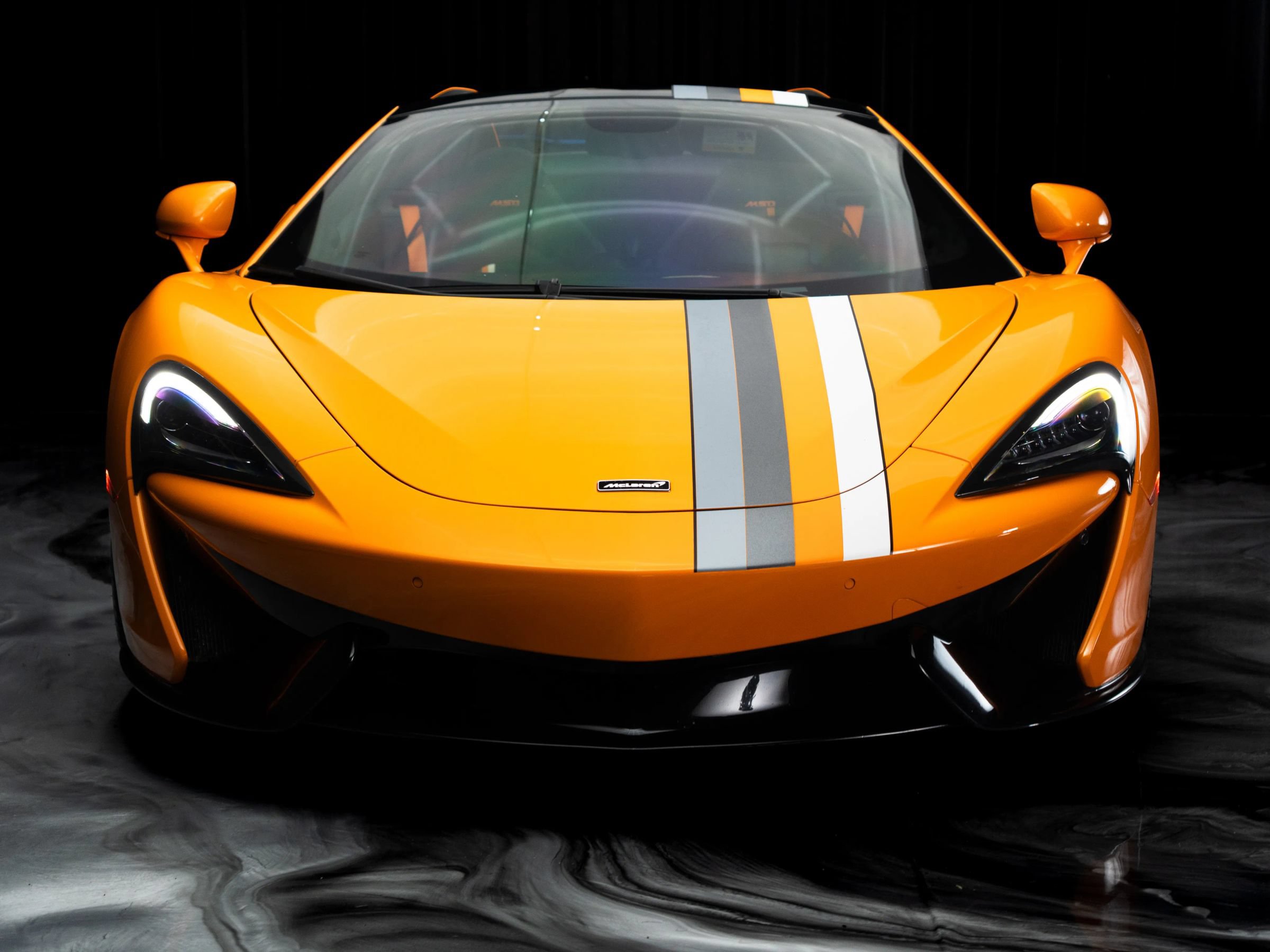 Used 2019 McLaren 570S Spider RWD image 8