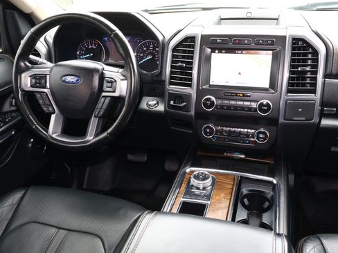 Used 2019 Ford Expedition Max Platinum image 12