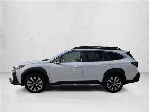 Used 2025 Subaru Outback Limited w/ Tech Package 3 AWD/4WD image 9