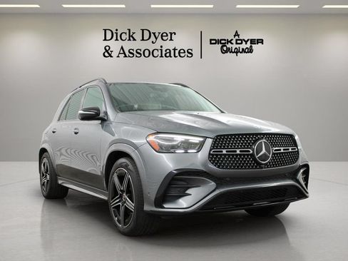 Used 2024 Mercedes-Benz GLE 450 4MATIC image 1