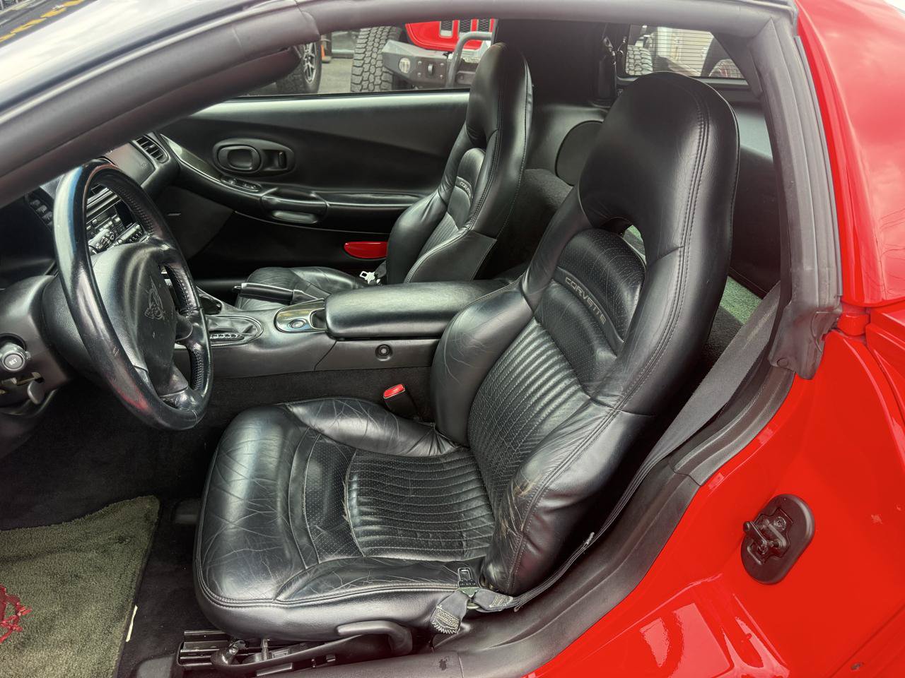 Used 1997 Chevrolet Corvette Coupe RWD image 22