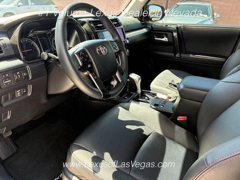 Used 2022 Toyota 4Runner TRD Off-Road Premium AWD/4WD image 4