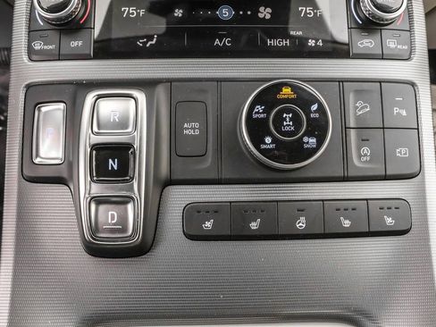 Used 2024 Hyundai Palisade Calligraphy image 26