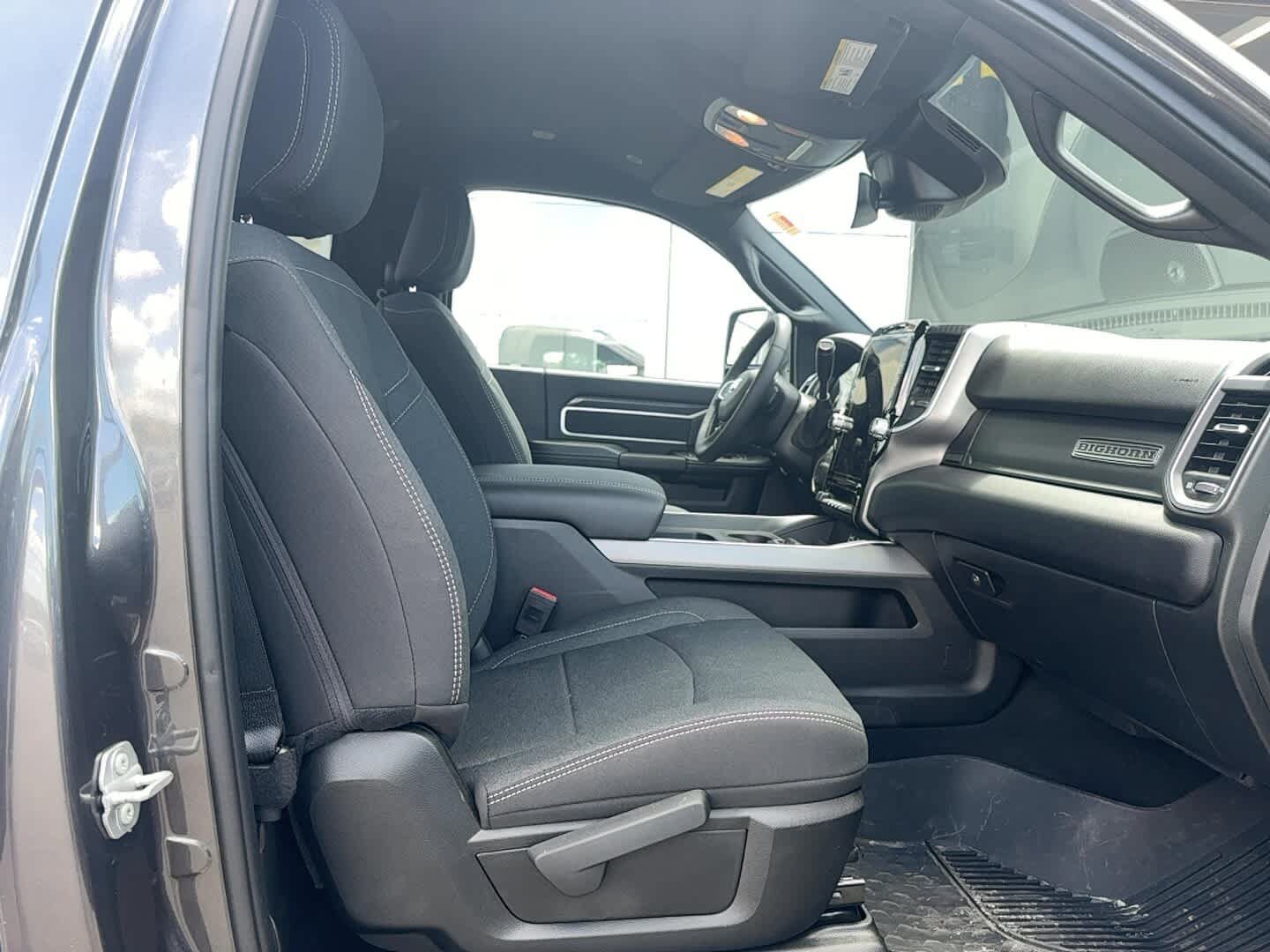 Used 2025 RAM 2500 Big Horn AWD/4WD image 10