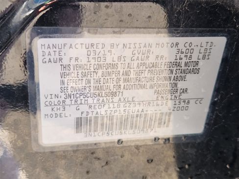 Used 2019 Nissan Kicks SV image 31