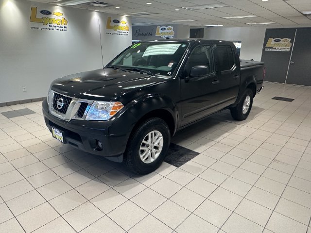 Used 2017 Nissan Frontier SV w/ SV Value Truck Package AWD/4WD image 2