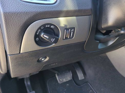 Used 2020 Dodge Durango GT image 34