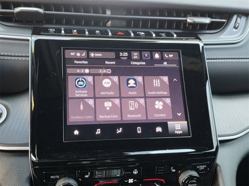 New 2025 Jeep Grand Cherokee Altitude image 18