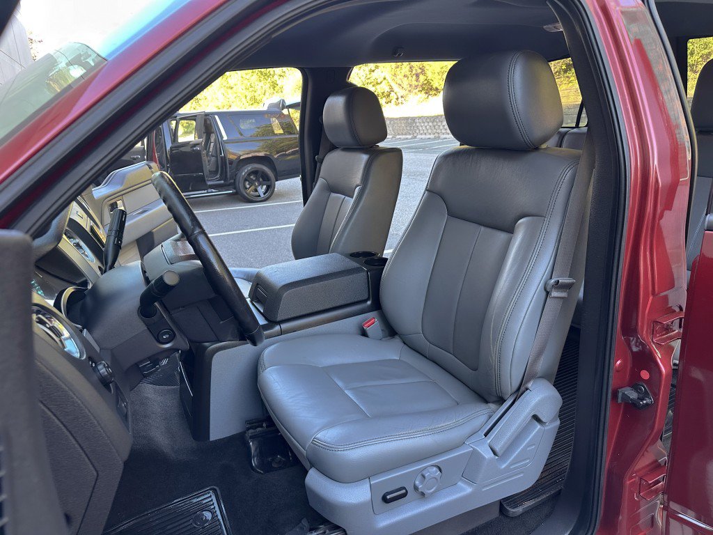 Used 2014 Ford F150 XLT w/ Equipment Group 302A Luxury AWD/4WD image 17