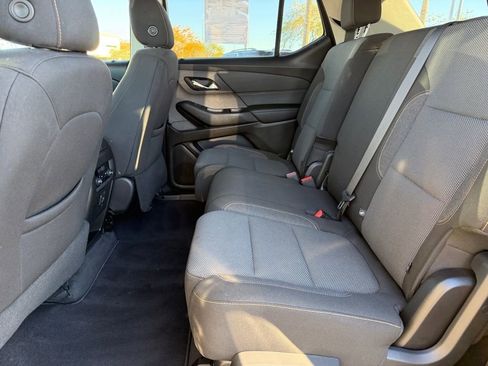 Certified 2021 Chevrolet Traverse LS image 7