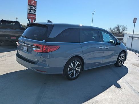 Used 2023 Honda Odyssey Touring image 9