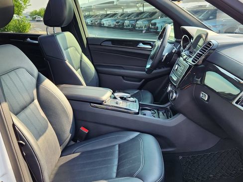 Used 2019 Mercedes-Benz GLS 450 4MATIC image 16