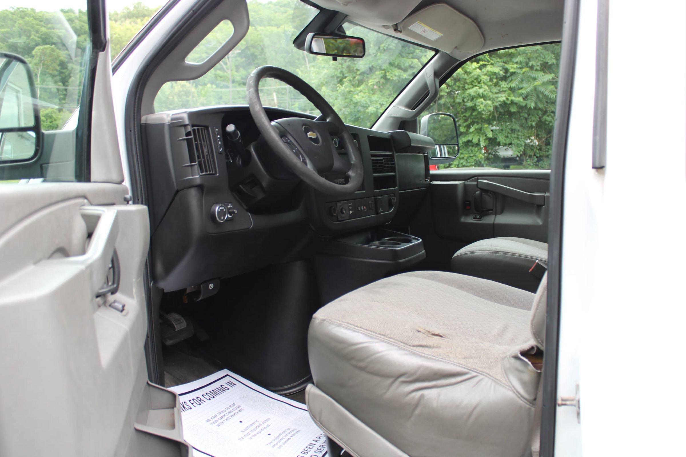 Used 2019 Chevrolet Express 3500 LT w/ LT Preferred Equipment Group RWD image 16