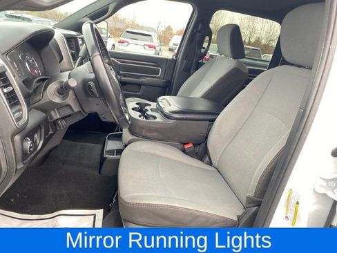 Used 2024 RAM 3500 Big Horn AWD/4WD image 15