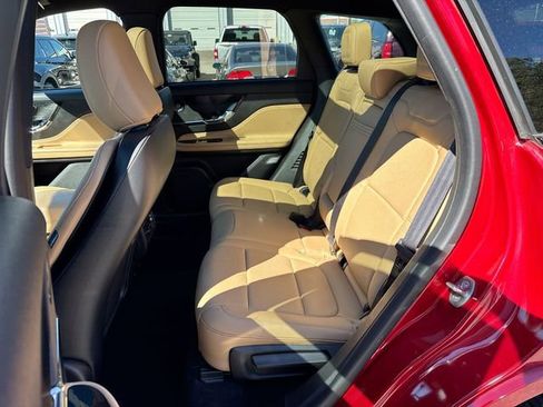 Used 2023 Lincoln Corsair Reserve w/ Equipment Group 202A image 18