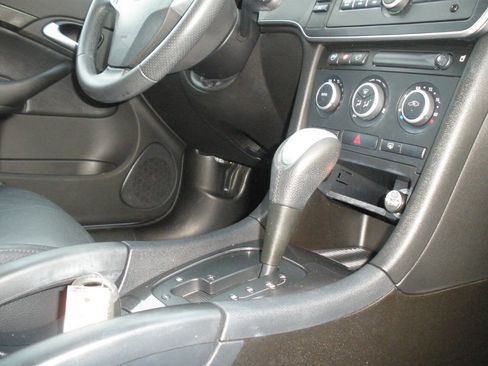 Used 2010 Saab 9-3 X image 27