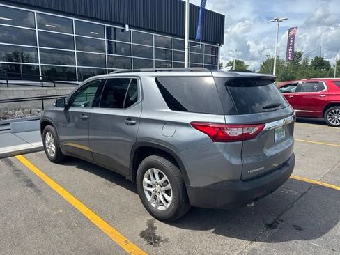 Used 2021 Chevrolet Traverse LT FWD image 7