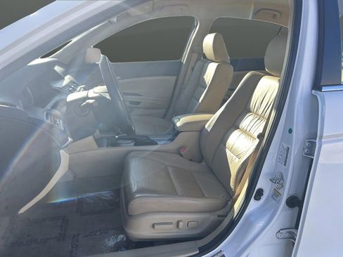 Used 2011 Honda Accord SE image 3