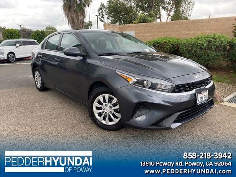 Used 2023 Kia Forte LX image 1
