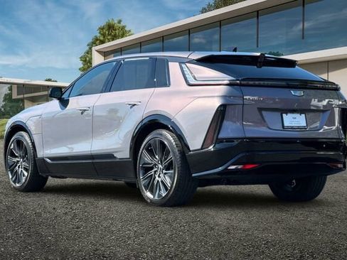 Certified 2024 Cadillac Lyriq Sport w/ LPO, Floor Liner Package AWD/4WD image 6