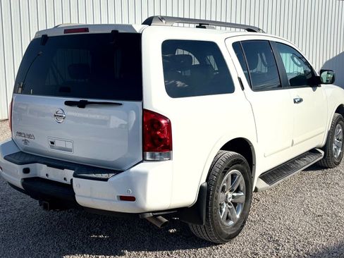 Used 2011 Nissan Armada SV image 3