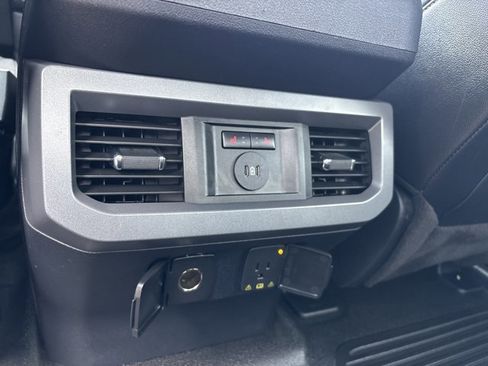 Used 2023 Ford F350 Lariat w/ Chrome Package image 22