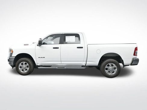 Used 2024 RAM 2500 Big Horn image 10