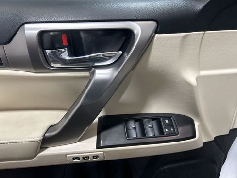 Used 2023 Lexus GX 460 Premium w/ Premium Plus Package image 28