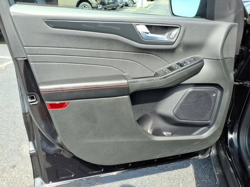 Used 2023 Ford Escape ST-Line w/ Tech Pack #1 AWD/4WD image 16