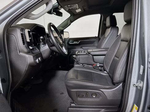 Used 2026 GMC Sierra 1500 SLT RWD image 19
