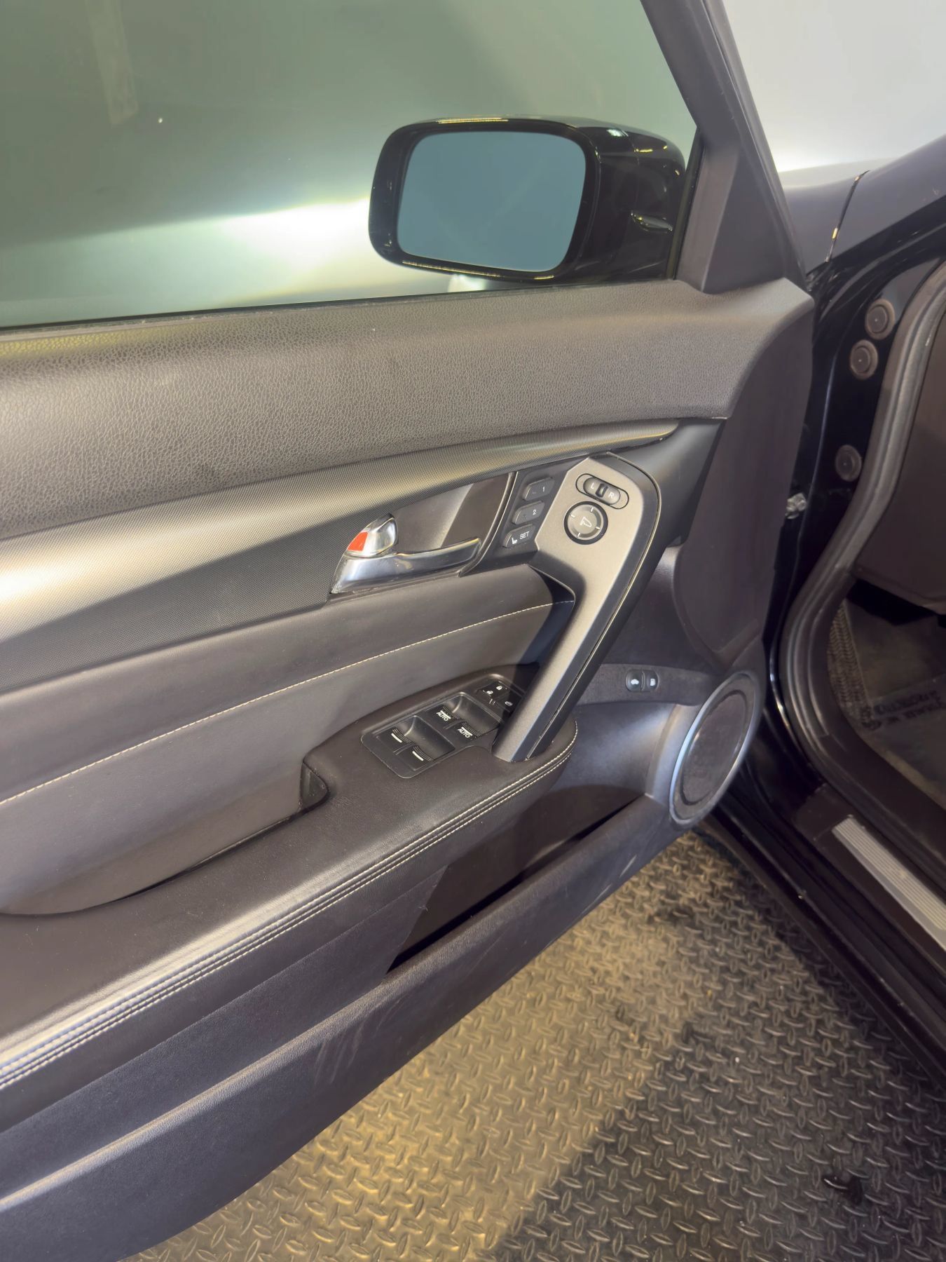 Used 2013 Acura TL w/ Technology Package AWD/4WD image 10