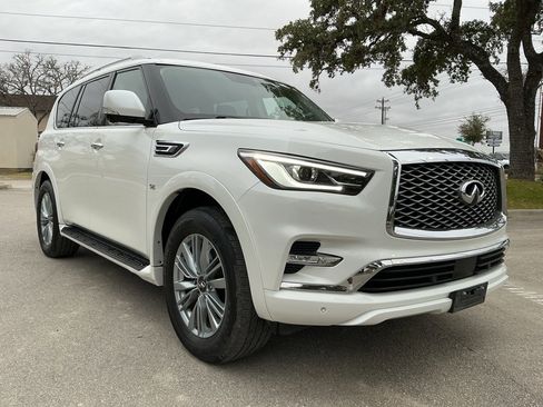 Used 2019 INFINITI QX80 Luxe image 3