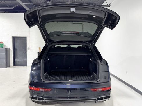 Used 2020 Audi SQ5 Premium Plus w/ Premium Plus Package image 10