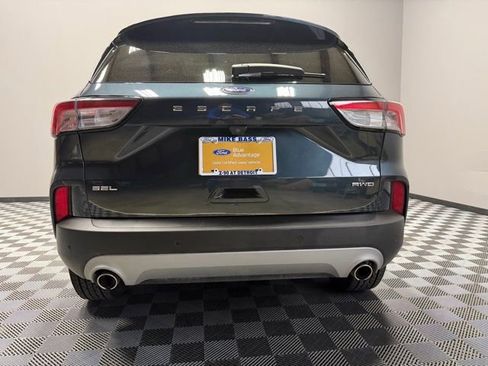 Used 2022 Ford Escape SEL image 8