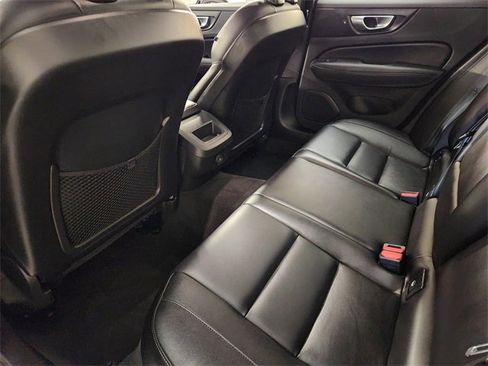 Used 2024 Volvo S60 B5 Core image 30