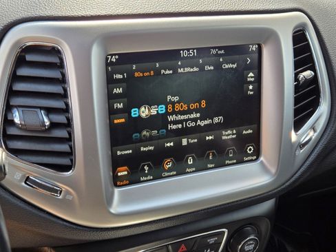 Used 2018 Jeep Compass Latitude w/ Popular Equipment Group image 19