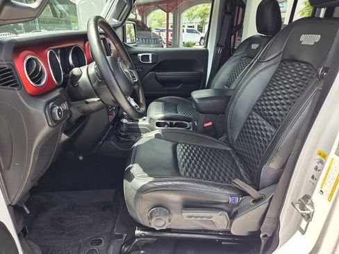 Certified 2018 Jeep Wrangler Unlimited Rubicon AWD/4WD image 5