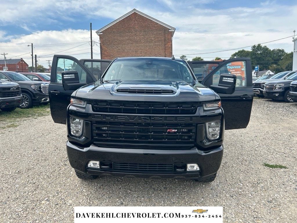 Used 2022 Chevrolet Silverado 2500 LTZ w/ LTZ Plus Package AWD/4WD image 31