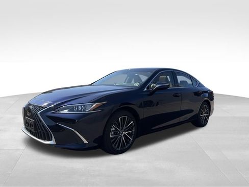 Used 2024 Lexus ES 350 w/ Premium Package FWD image 3
