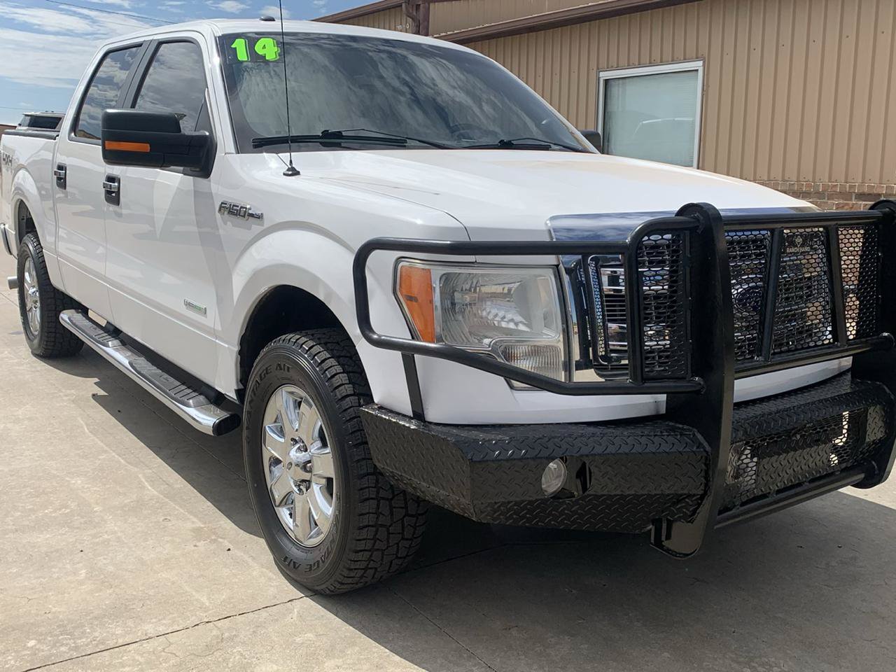 Used 2014 Ford F150 4x4 SuperCrew image 1