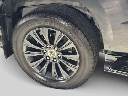 Certified 2023 Lexus GX 460 Premium w/ Accessory Package AWD/4WD image 8