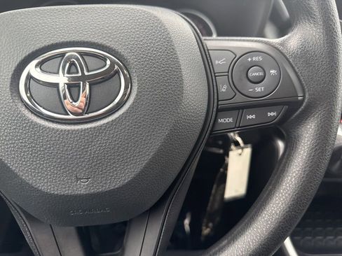 Used 2025 Toyota RAV4 LE image 16