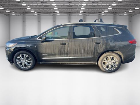 Used 2018 Buick Enclave Avenir w/ Avenir Technology Package image 8