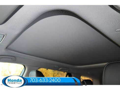 New 2025 Honda Pilot Touring image 21