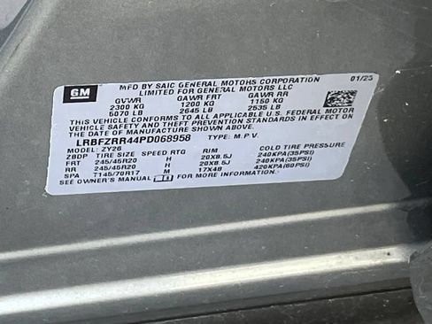Used 2023 Buick Envision Avenir FWD image 35