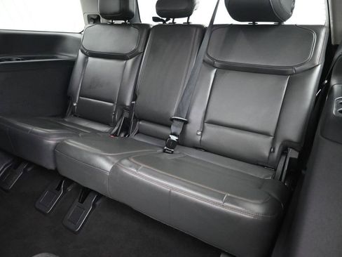 Certified 2025 Ford Expedition Active AWD/4WD image 24