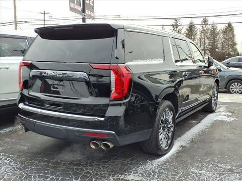 Used 2023 GMC Yukon XL Denali Ultimate image 5