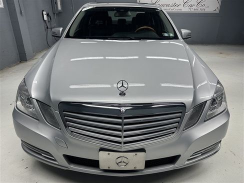 Used 2013 Mercedes-Benz E 350 4MATIC Sedan image 10